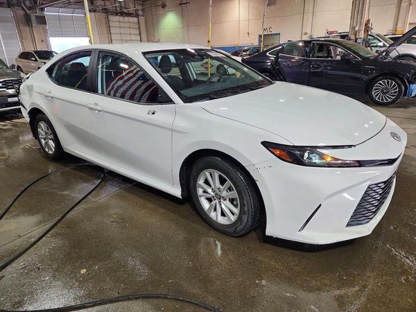 2026 TOYOTA CAMRY
