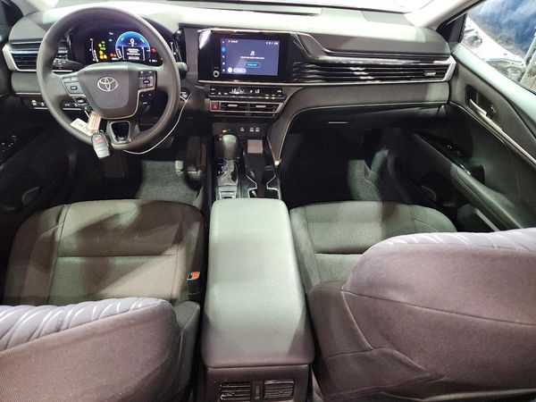 2026 TOYOTA CAMRY