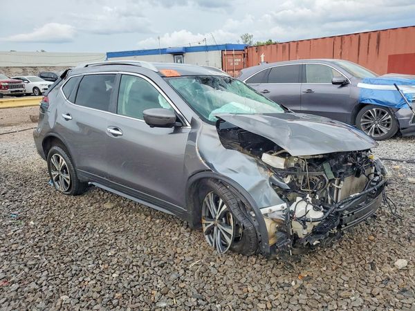 2019 NISSAN ROGUE — Passenger 3/4