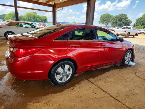 2013 HYUNDAI SONATA GLS/ GLS Popular