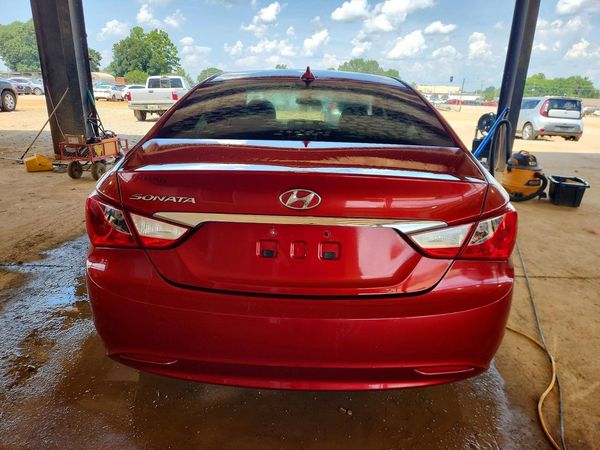 2013 HYUNDAI SONATA GLS/ GLS Popular