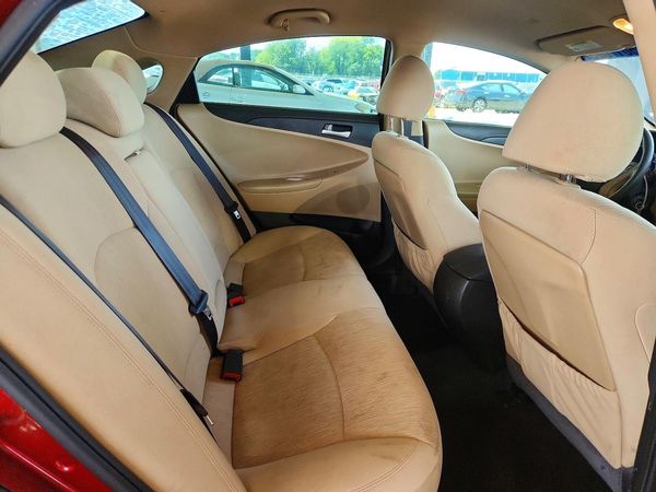 2013 HYUNDAI SONATA GLS/ GLS Popular