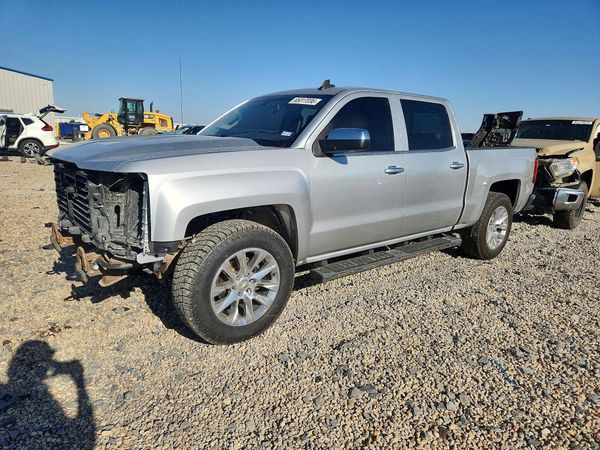 2018 CHEVROLET SILVERADO — DSFA — Front 3/4