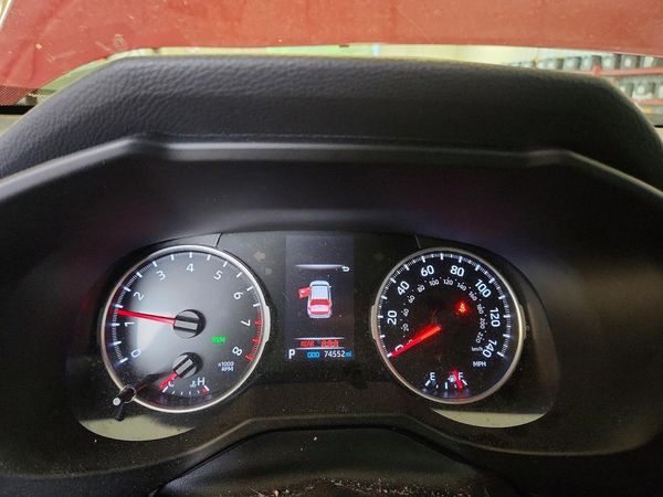 2021 TOYOTA RAV4 LE