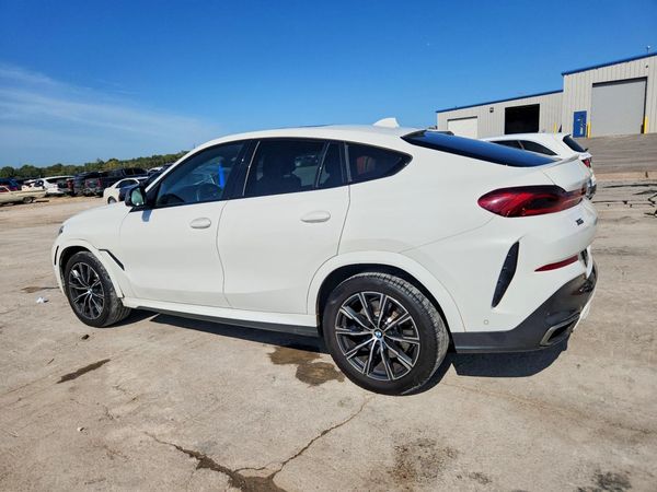 2021 BMW X6 M50i
