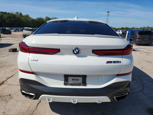2021 BMW X6 M50i
