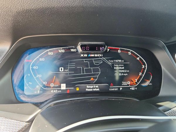2021 BMW X6 M50i