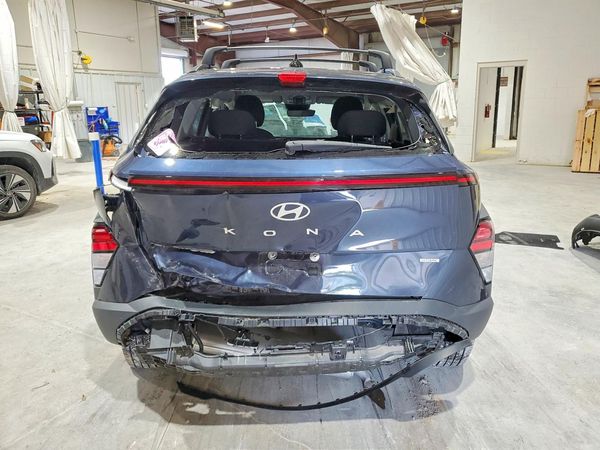 2024 HYUNDAI KONA SE