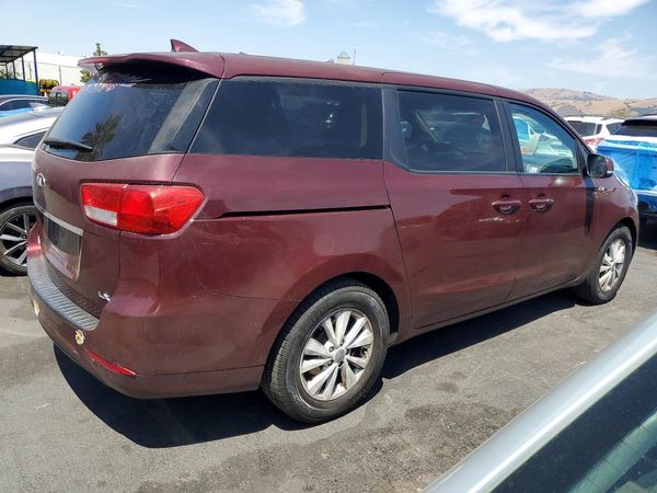 2018 KIA SEDONA LX