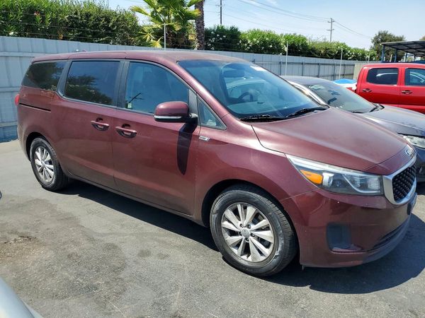 2018 KIA SEDONA LX