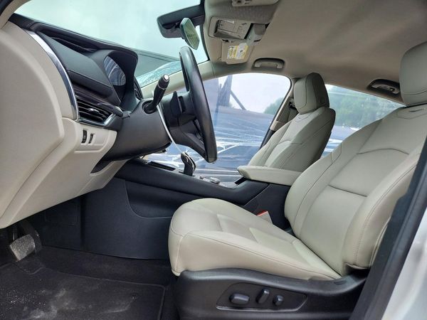 2020 CADILLAC XT4 Luxury