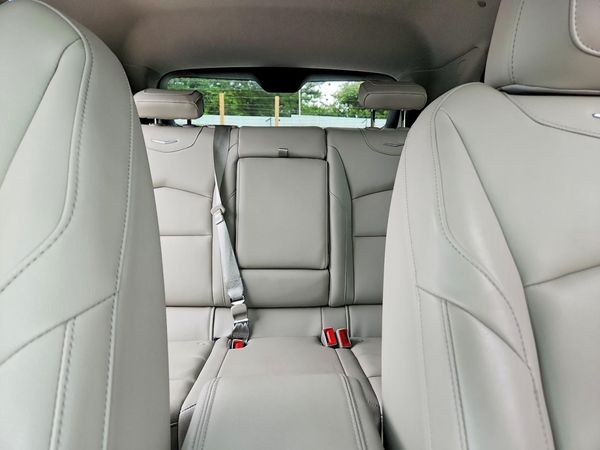 2020 CADILLAC XT4 Luxury