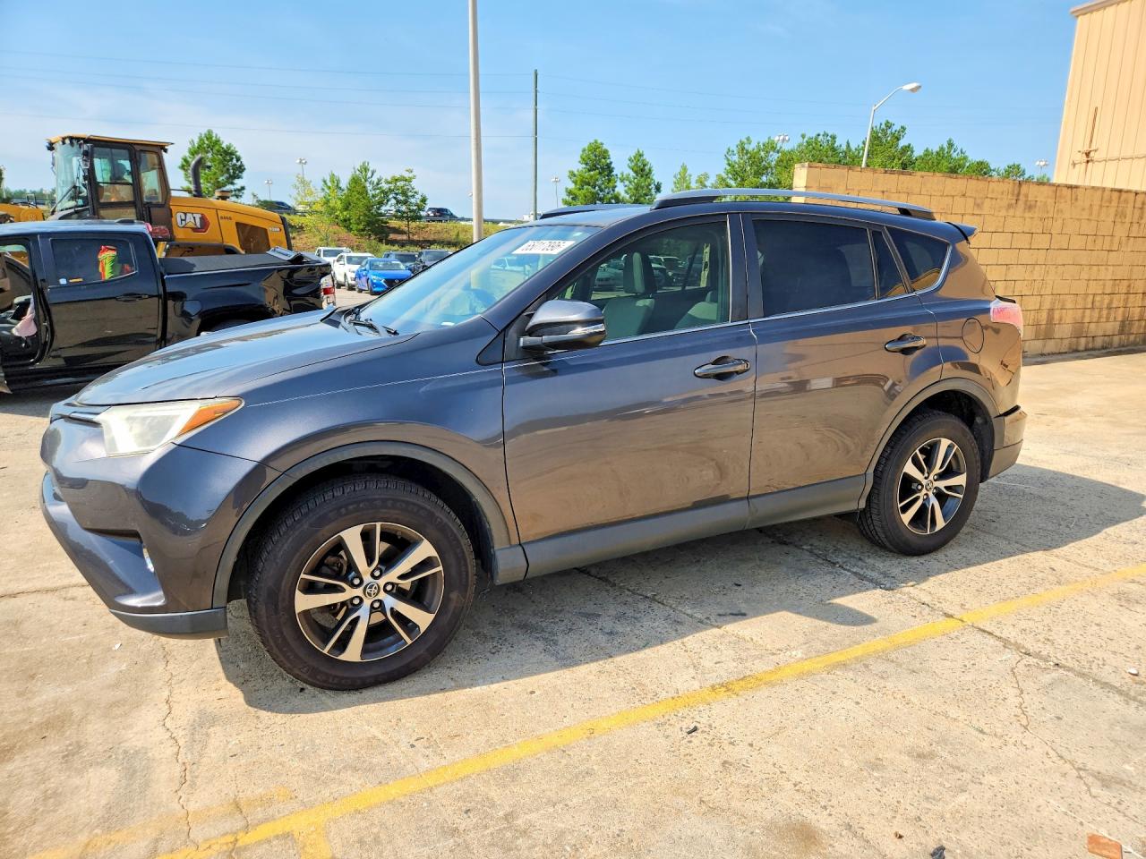 2018 TOYOTA RAV4 Adventure/XLE