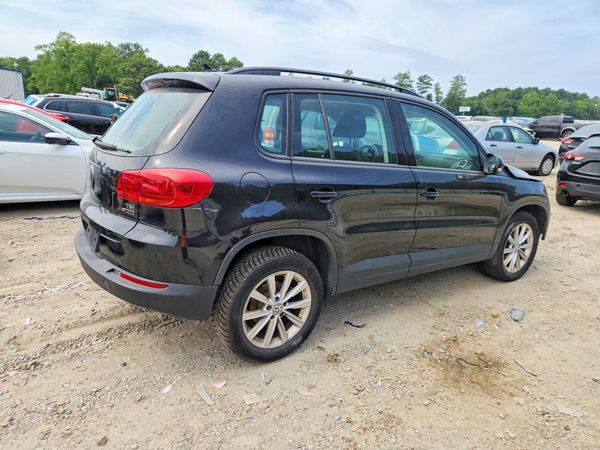 2017 VOLKSWAGEN TIGUAN