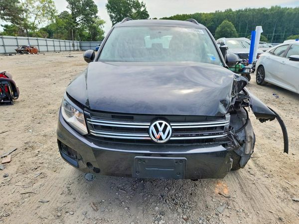 2017 VOLKSWAGEN TIGUAN