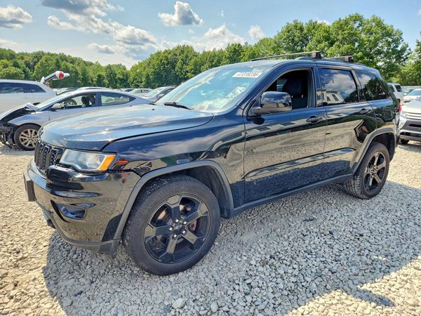2018 JEEP GRAND CHEROKEE LAREDO 4X4