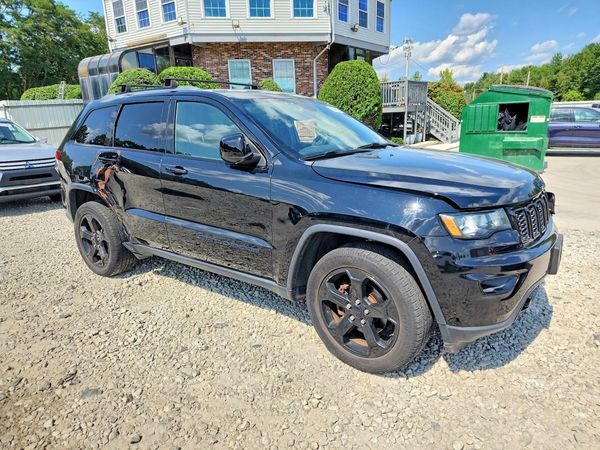 2018 JEEP GRAND CHEROKEE LAREDO 4X4