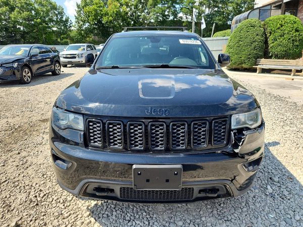 2018 JEEP GRAND CHEROKEE LAREDO 4X4