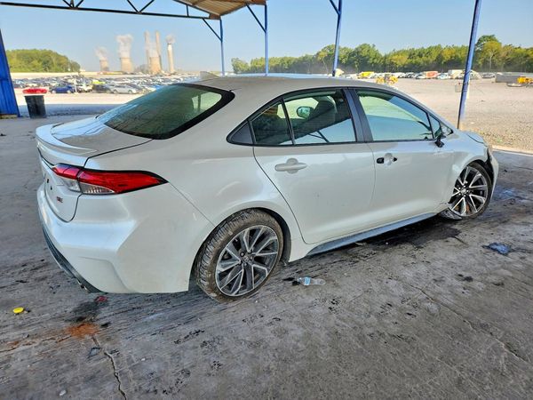 2022 TOYOTA COROLLA