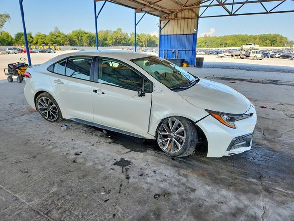 2022 TOYOTA COROLLA
