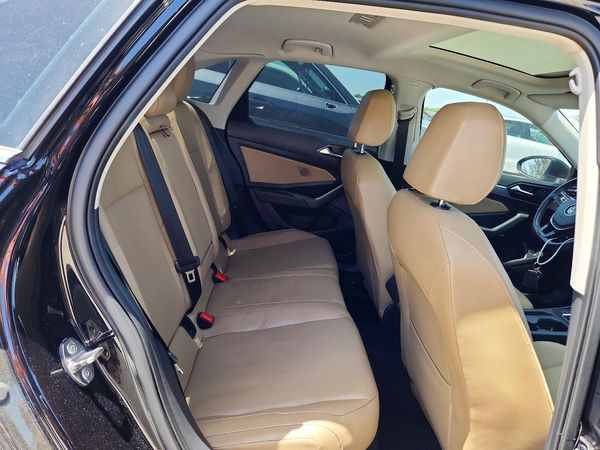 2020 VOLKSWAGEN JETTA