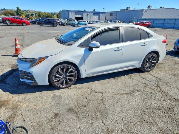 2022 TOYOTA COROLLA