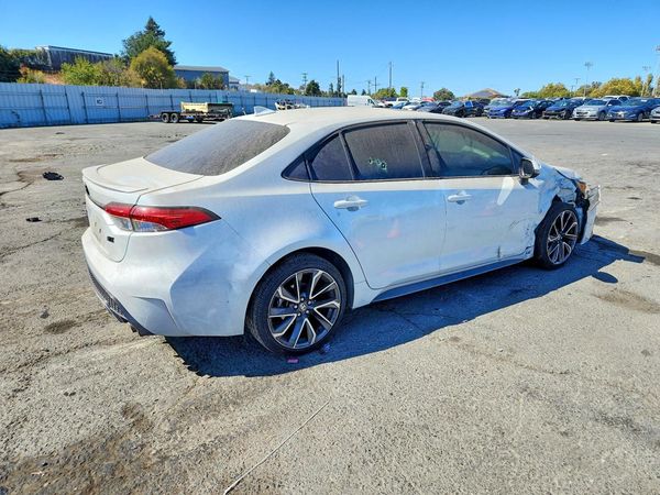 2022 TOYOTA COROLLA