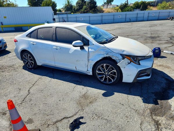 2022 TOYOTA COROLLA