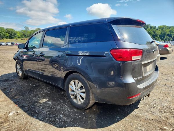 2017 KIA SEDONA LX