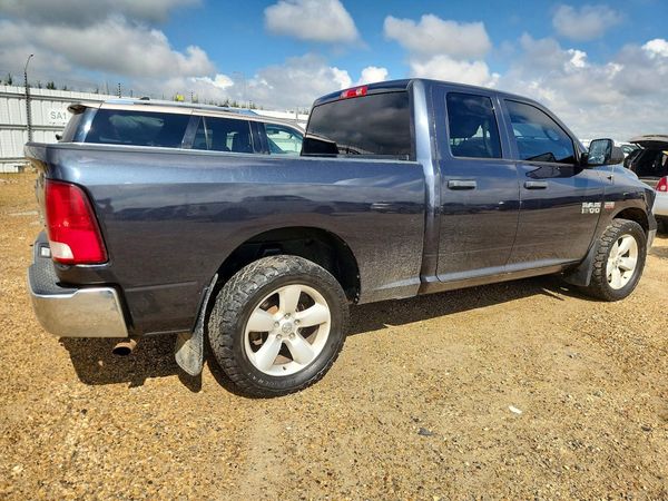 2017 RAM 1500 ST QUAD CAB 4X4