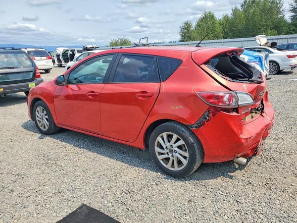 2013 MAZDA 3 Touring/GS