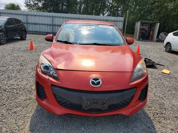 2013 MAZDA 3 Touring/GS