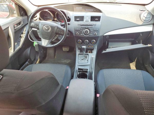 2013 MAZDA 3 Touring/GS