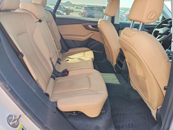 2019 AUDI Q8