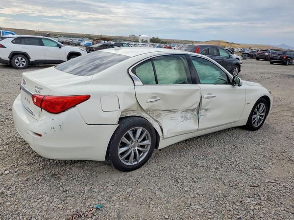 2016 INFINITI Q50
