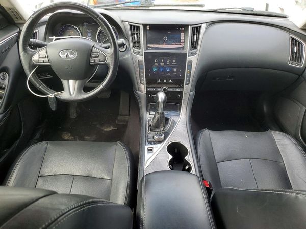 2016 INFINITI Q50