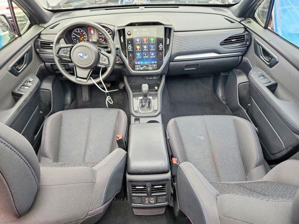 2025 SUBARU FORESTER