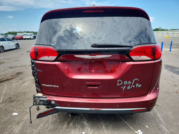 2017 CHRYSLER PACIFICA