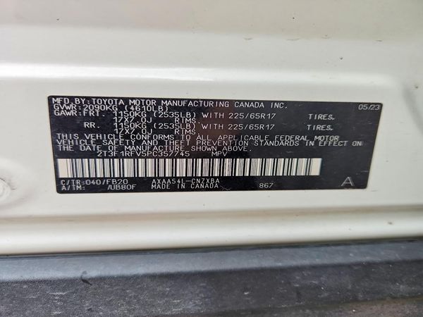 2023 TOYOTA RAV4 LE