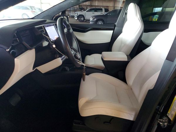 2017 TESLA MODEL X