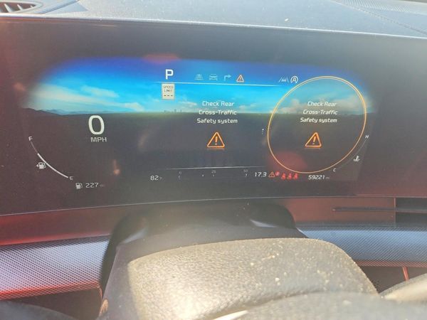 2023 KIA SPORTAGE SX-PRESTIGE or SX-P