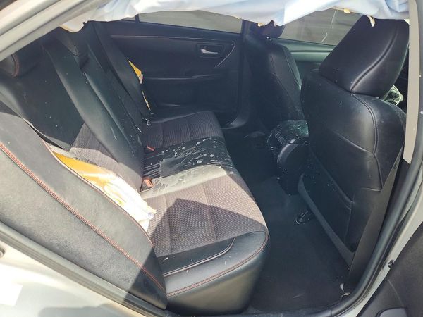 2015 TOYOTA CAMRY