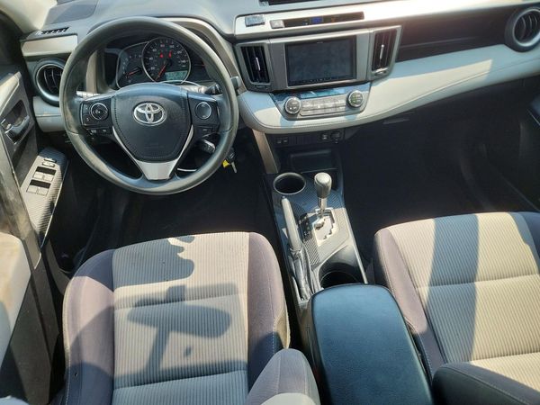 2015 TOYOTA RAV4