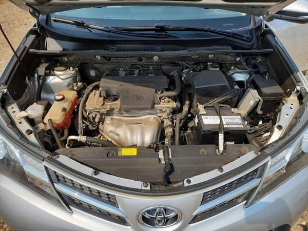 2015 TOYOTA RAV4