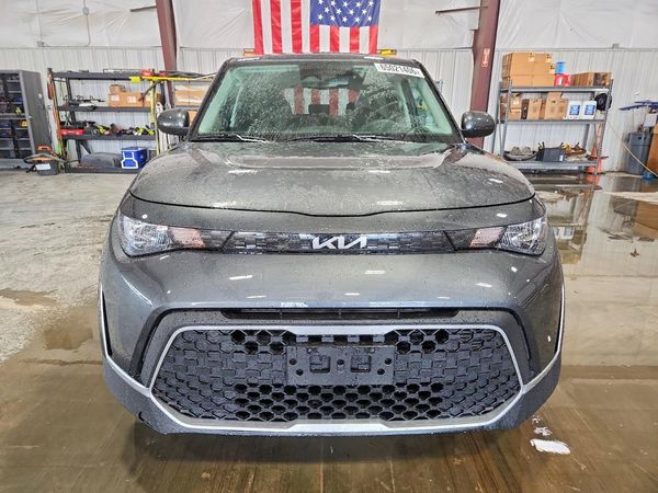 2023 KIA SOUL LX, S