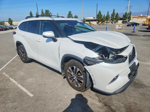 2023 TOYOTA HIGHLANDER