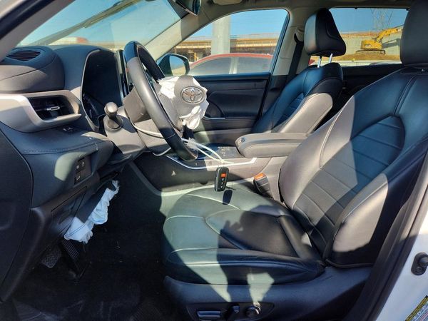 2023 TOYOTA HIGHLANDER