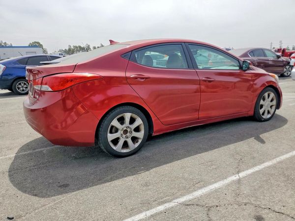 2012 HYUNDAI ELANTRA