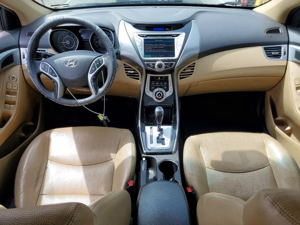 2012 HYUNDAI ELANTRA