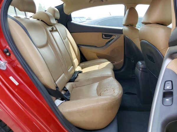 2012 HYUNDAI ELANTRA